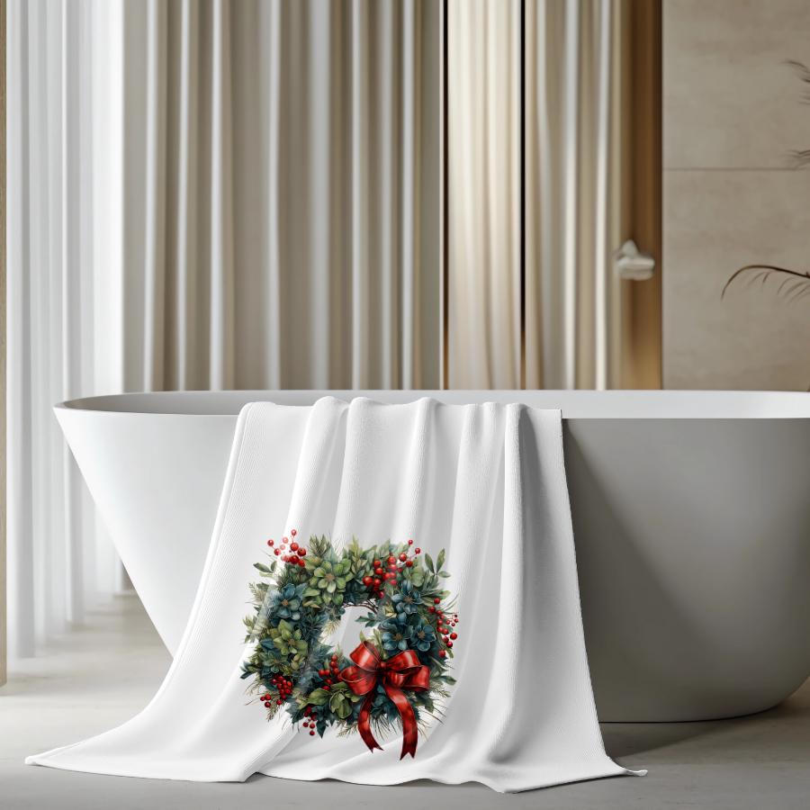 Holiday Wreath Bath Towel: Plush Polyester & Cotton Terry, Elegant Bathroom Decor