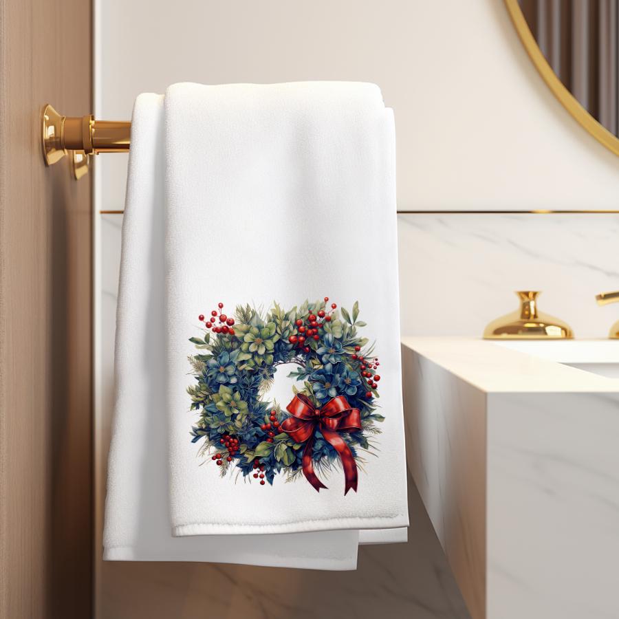 Holiday Wreath Bath Towel: Plush Polyester & Cotton Terry, Elegant Bathroom Decor