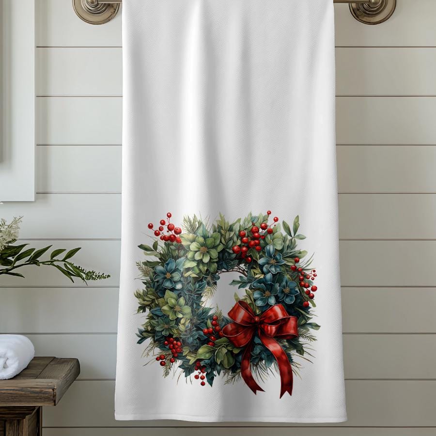 Holiday Wreath Bath Towel: Plush Polyester & Cotton Terry, Elegant Bathroom Decor