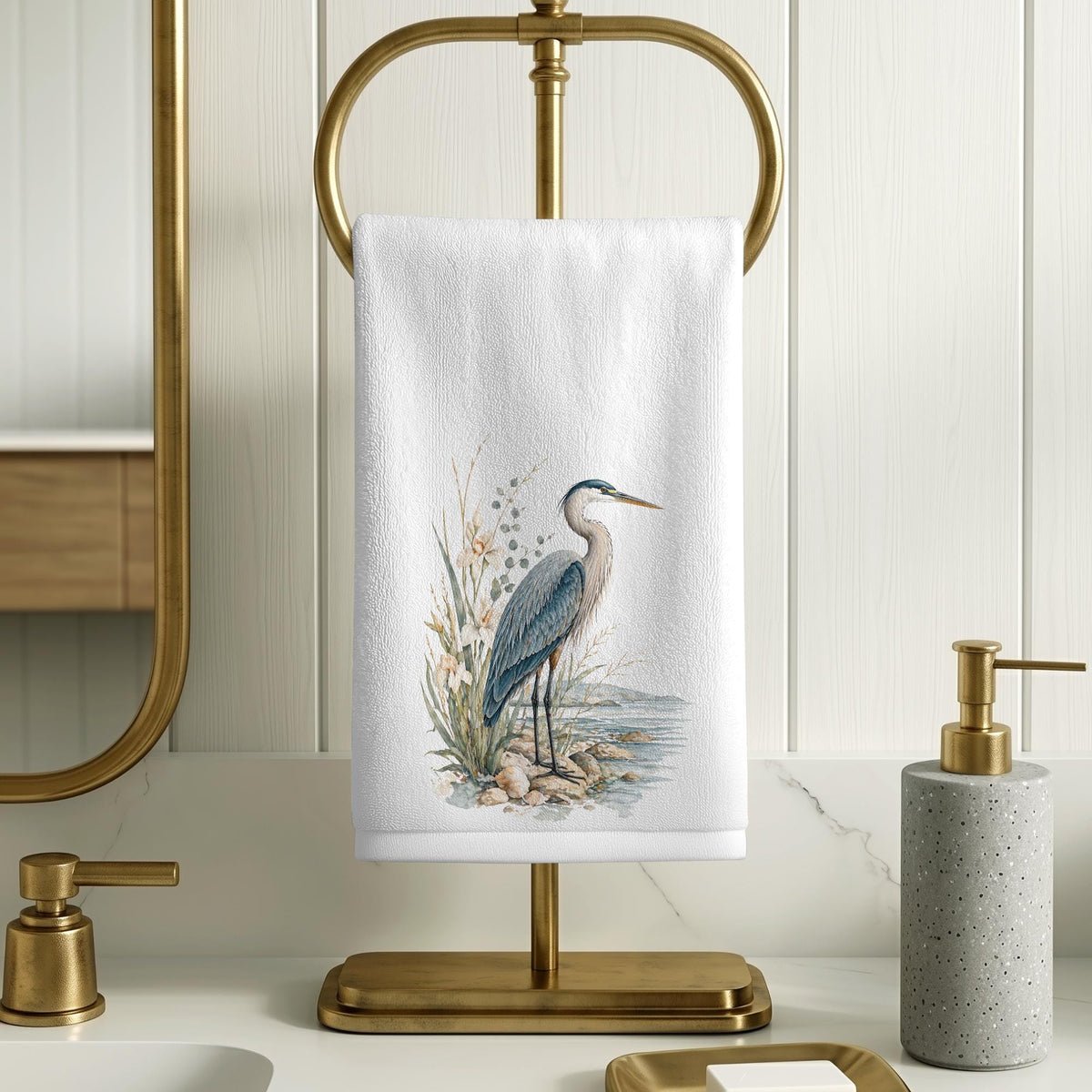 Blue Heron Fingertip Towel, Coastal Guest Bath Decor, Seaside Bird Powder Room Accent