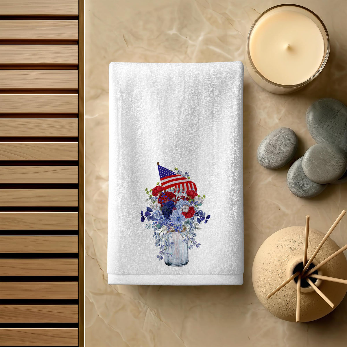 Patriotic Towel with Floral Design, Americana Fingertip for Bath