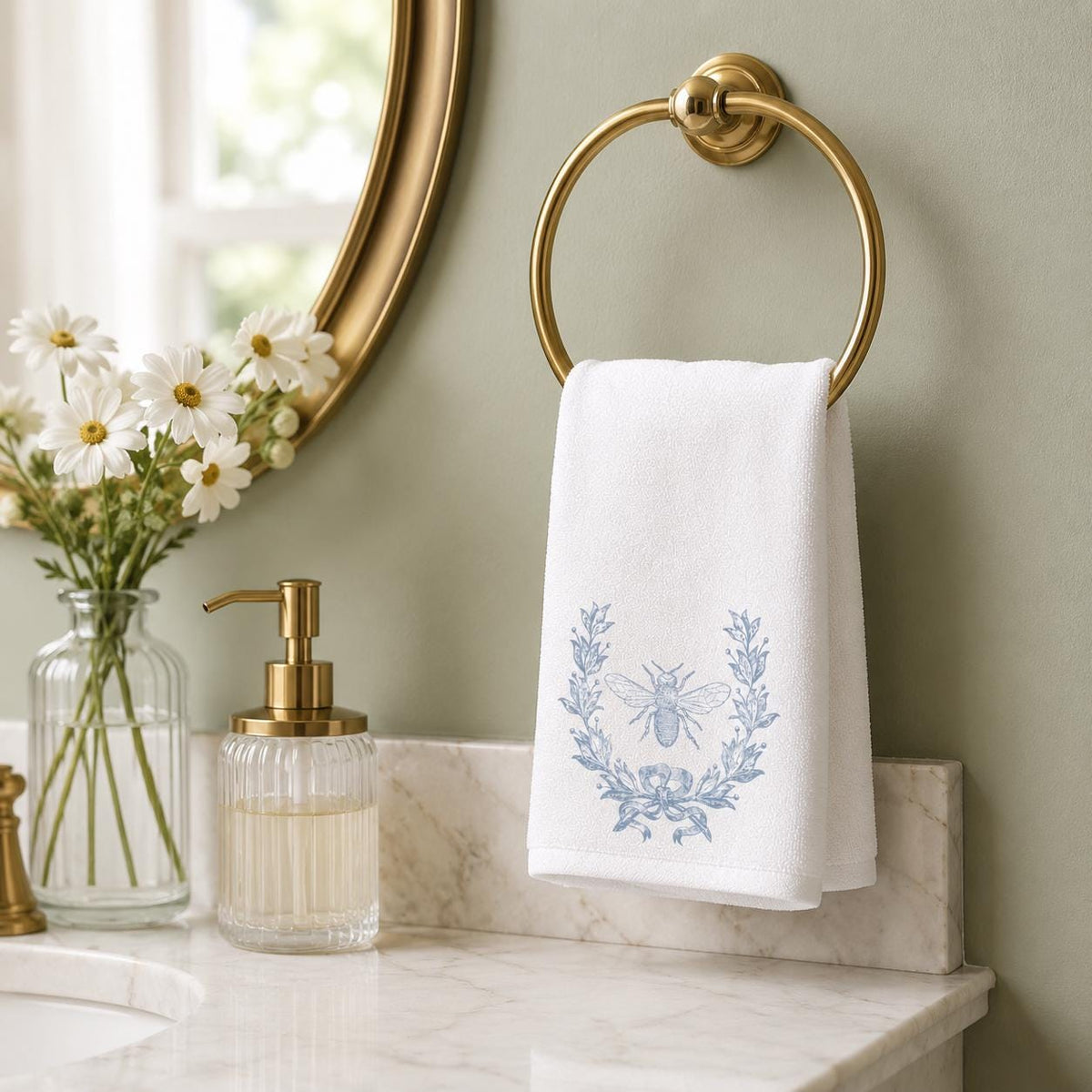 Blue Bee Fingertip Towel, Botanical Guest Bath Decor, White Powder Room Accent