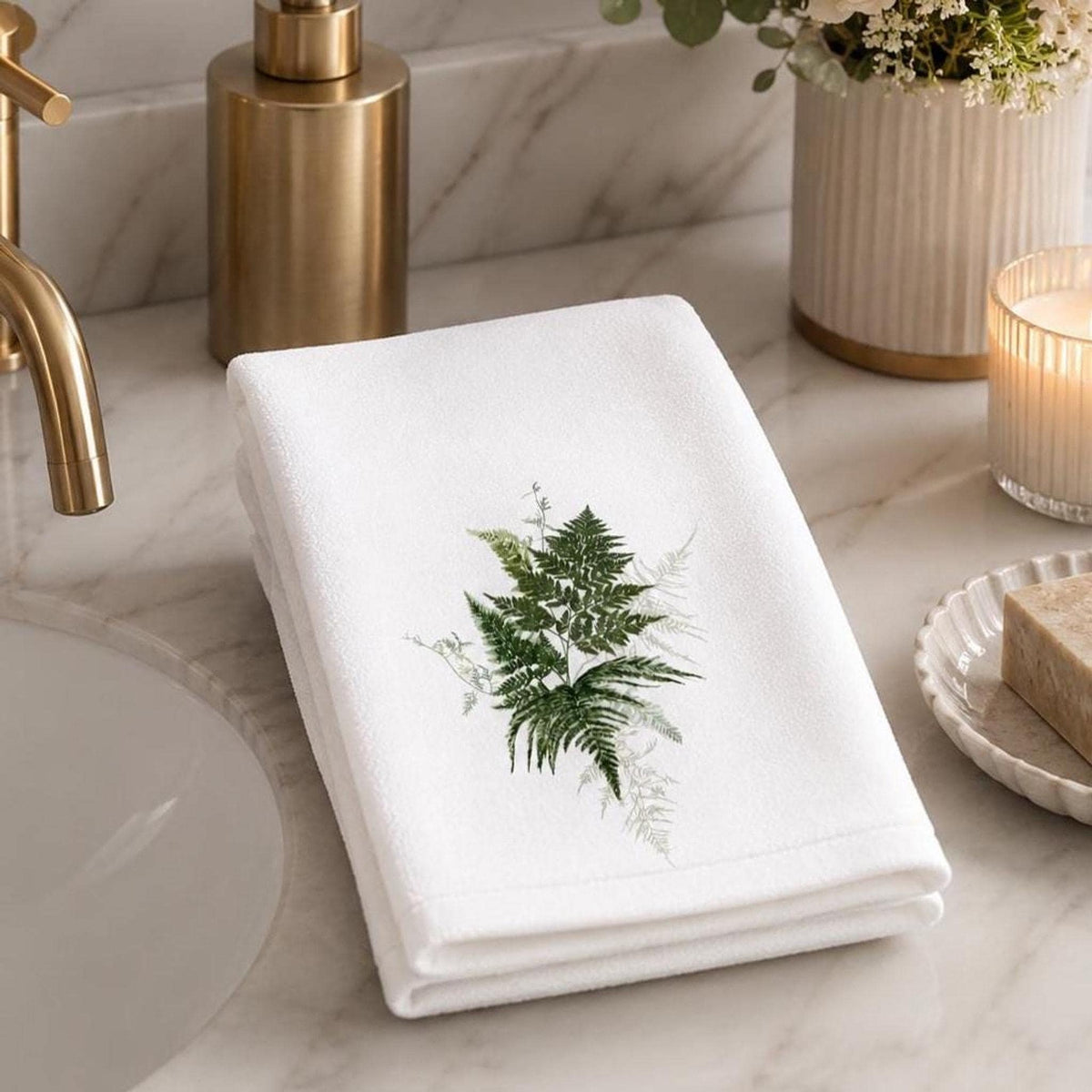 Fern Hand Towel, White Botanical Bath Decor with Greenery Design