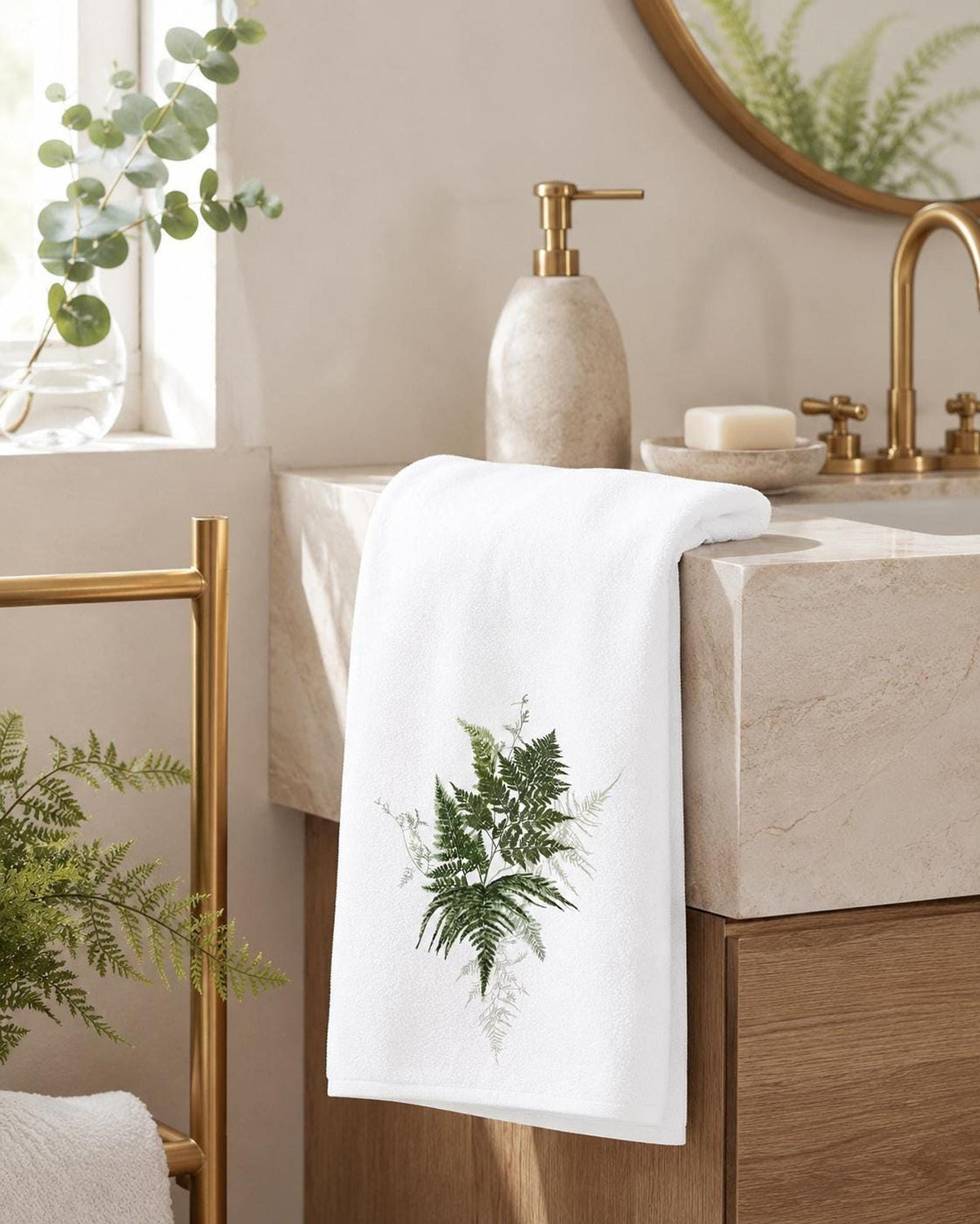 Fern Hand Towel, White Botanical Bath Decor with Greenery Design