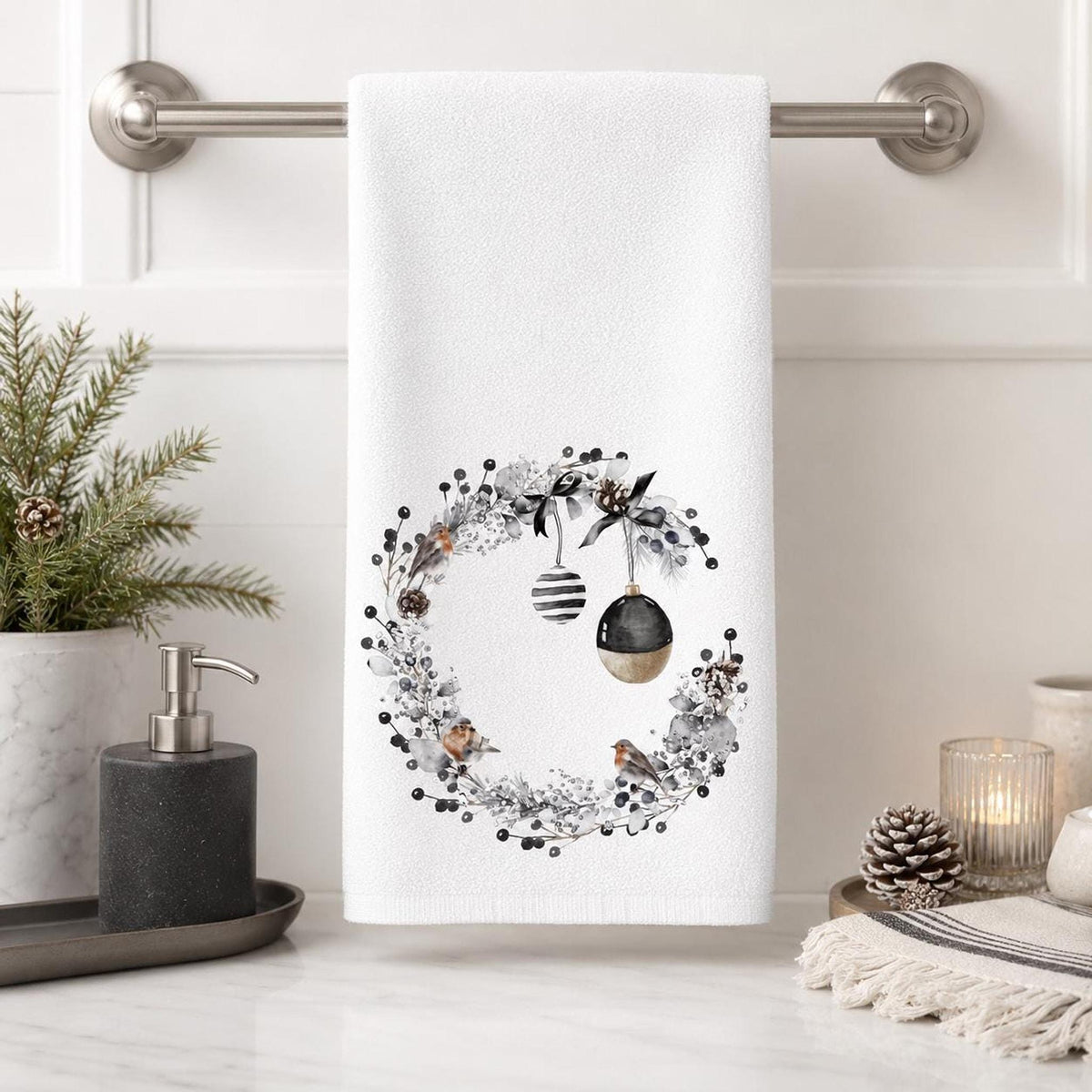 Christmas Hand Towel with Black and Gold Wreath, Winter Bird Bathroom Decor