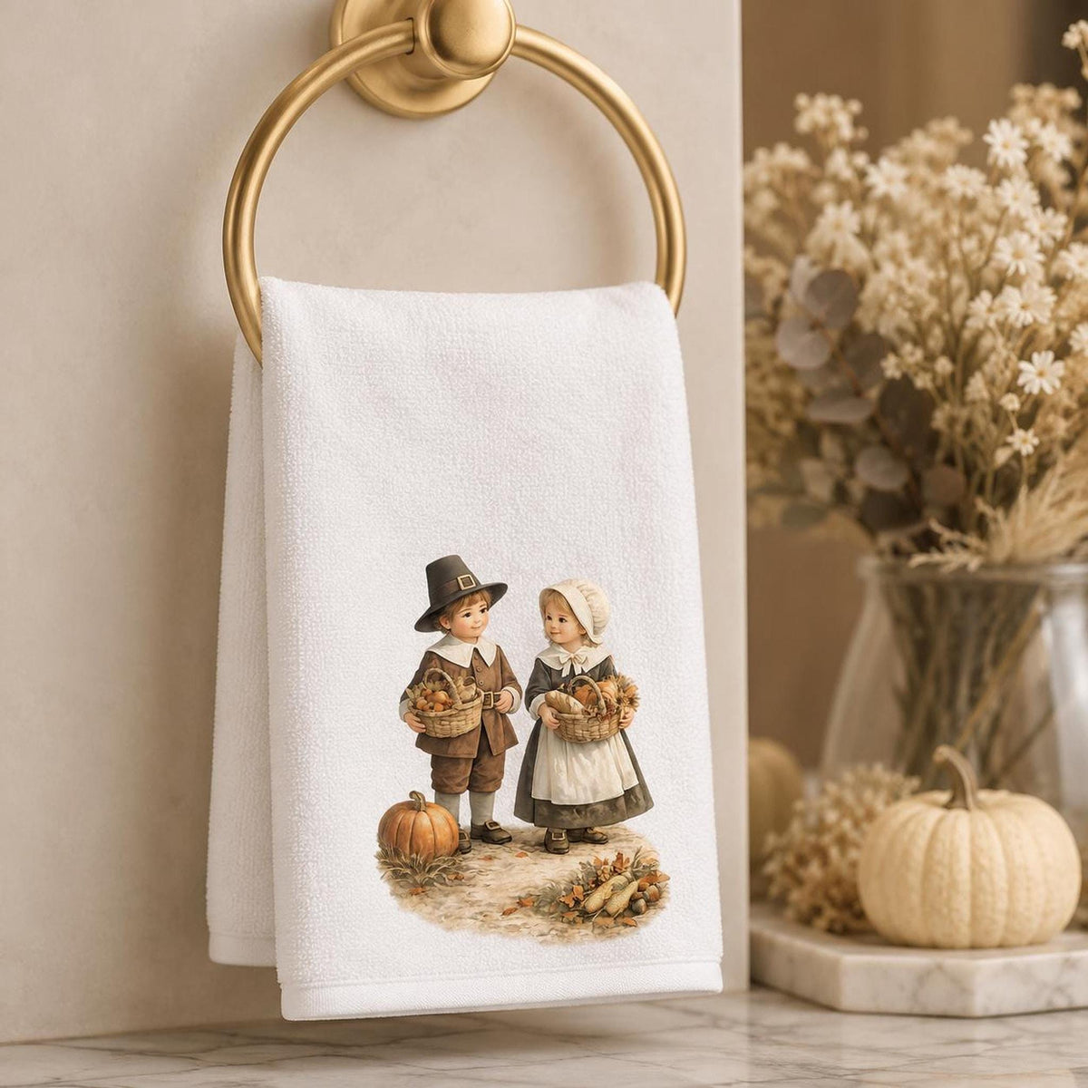 Thanksgiving Fingertip Towel, Pilgrim Children Decor, Autumn Guest Bath Accent, Fall Kitchen Gift