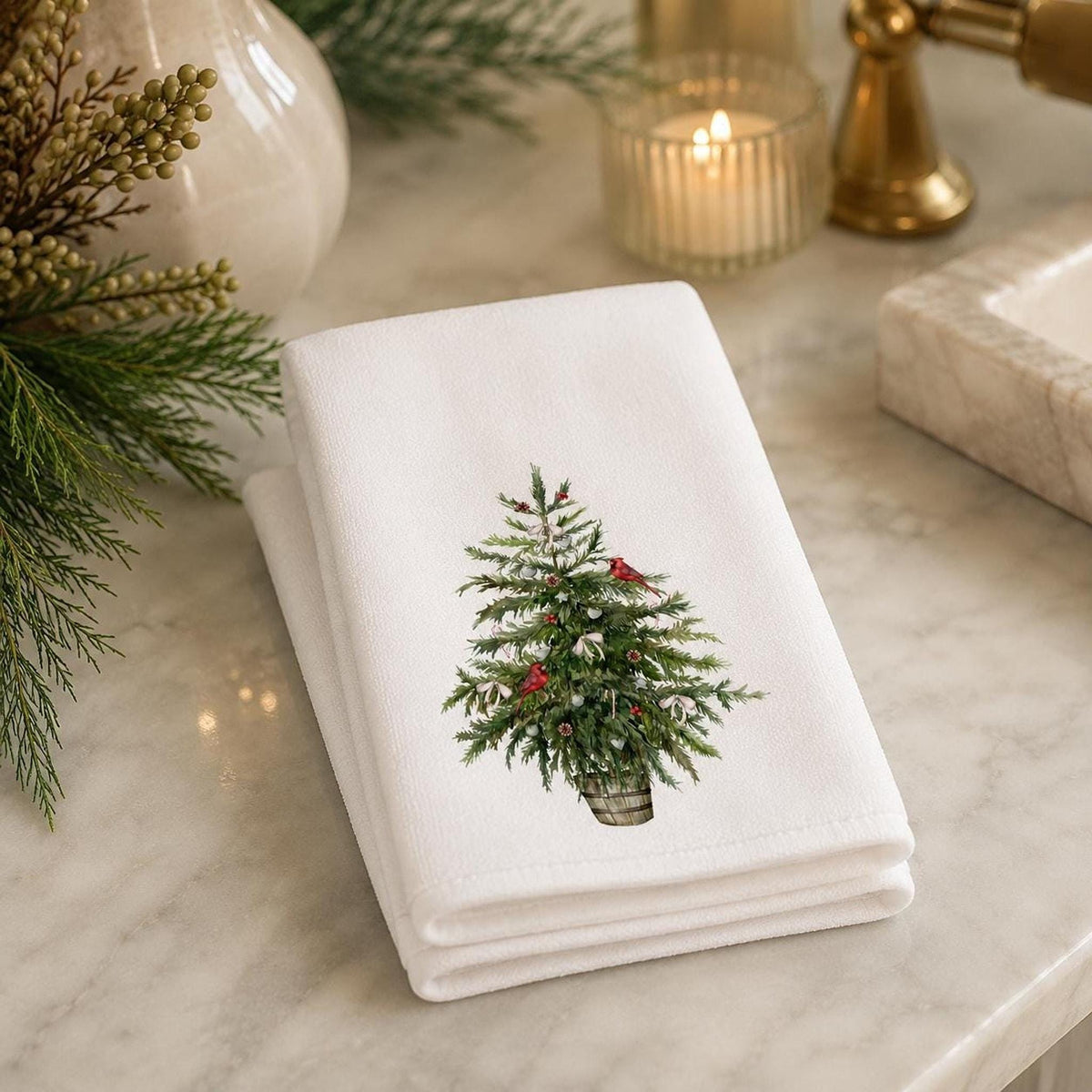 Christmas Guest Bath Fingertip Towel, Watercolor Cardinal Decor
