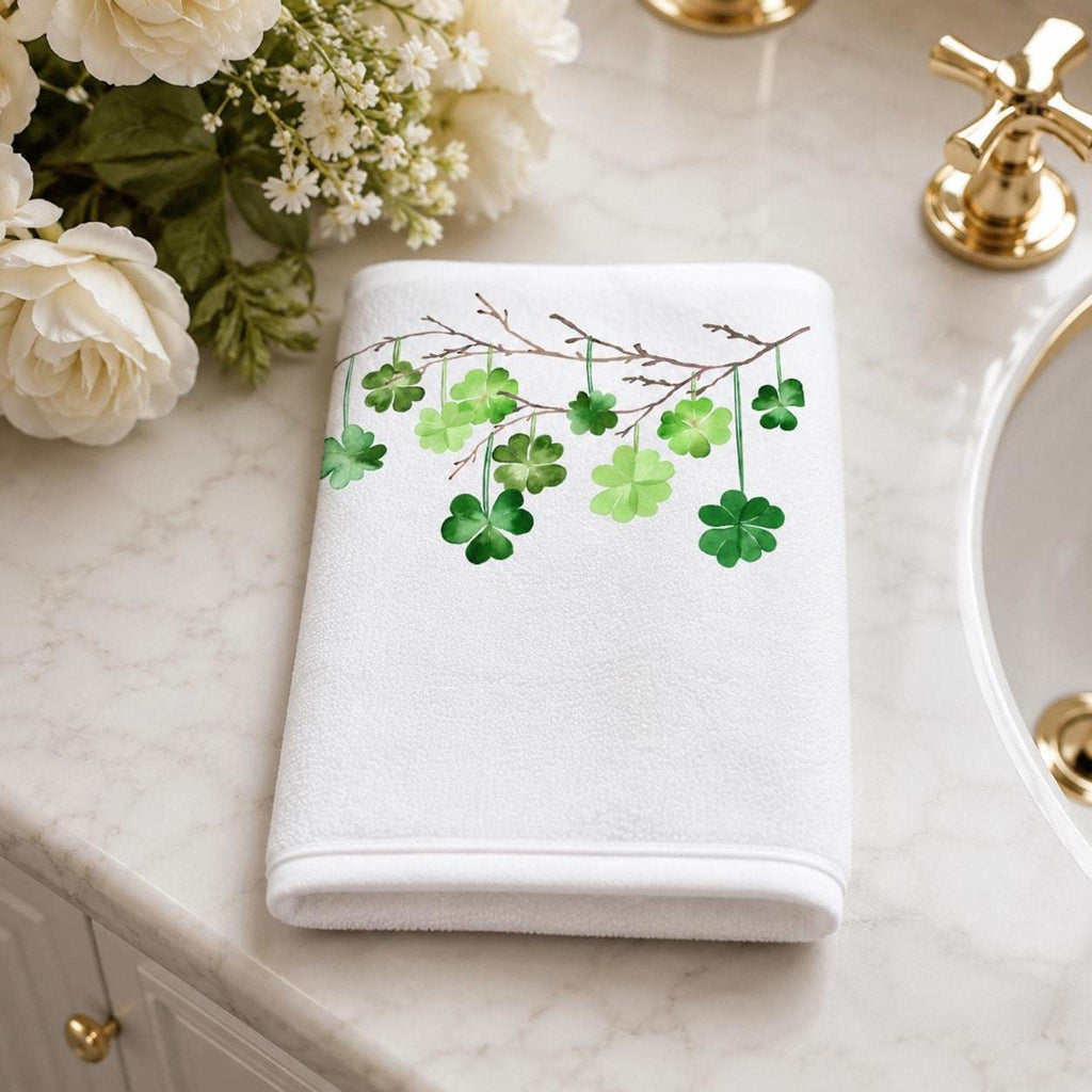 Shamrock Fingertip Towel, St Patrick’s Day Decor, Irish Guest Bath Accent, Lucky Gift