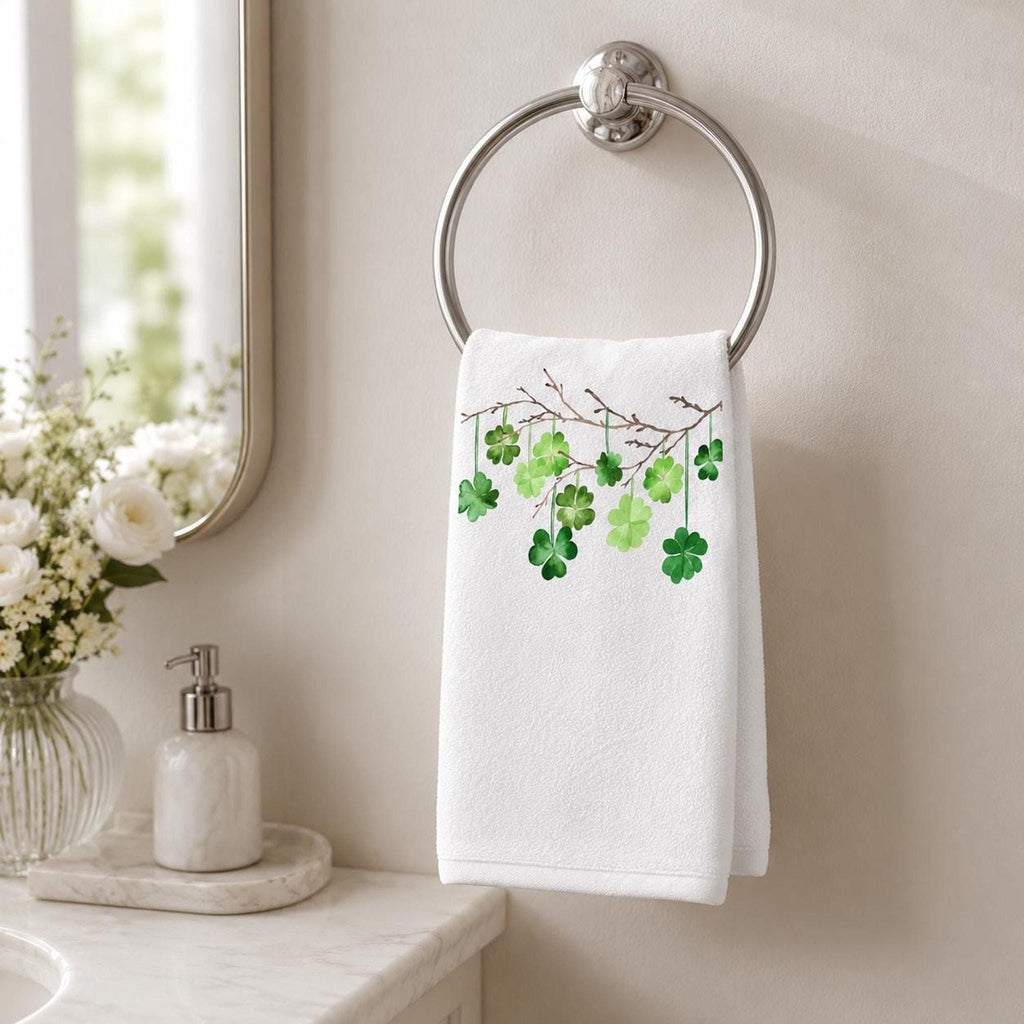 Shamrock Fingertip Towel, St Patrick’s Day Decor, Irish Guest Bath Accent, Lucky Gift