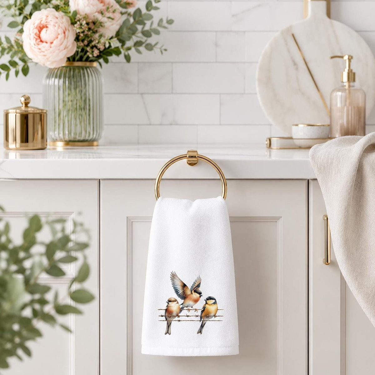Fingertip Towel, Songbird Print with White Polyester Front and Cotton Terry Back