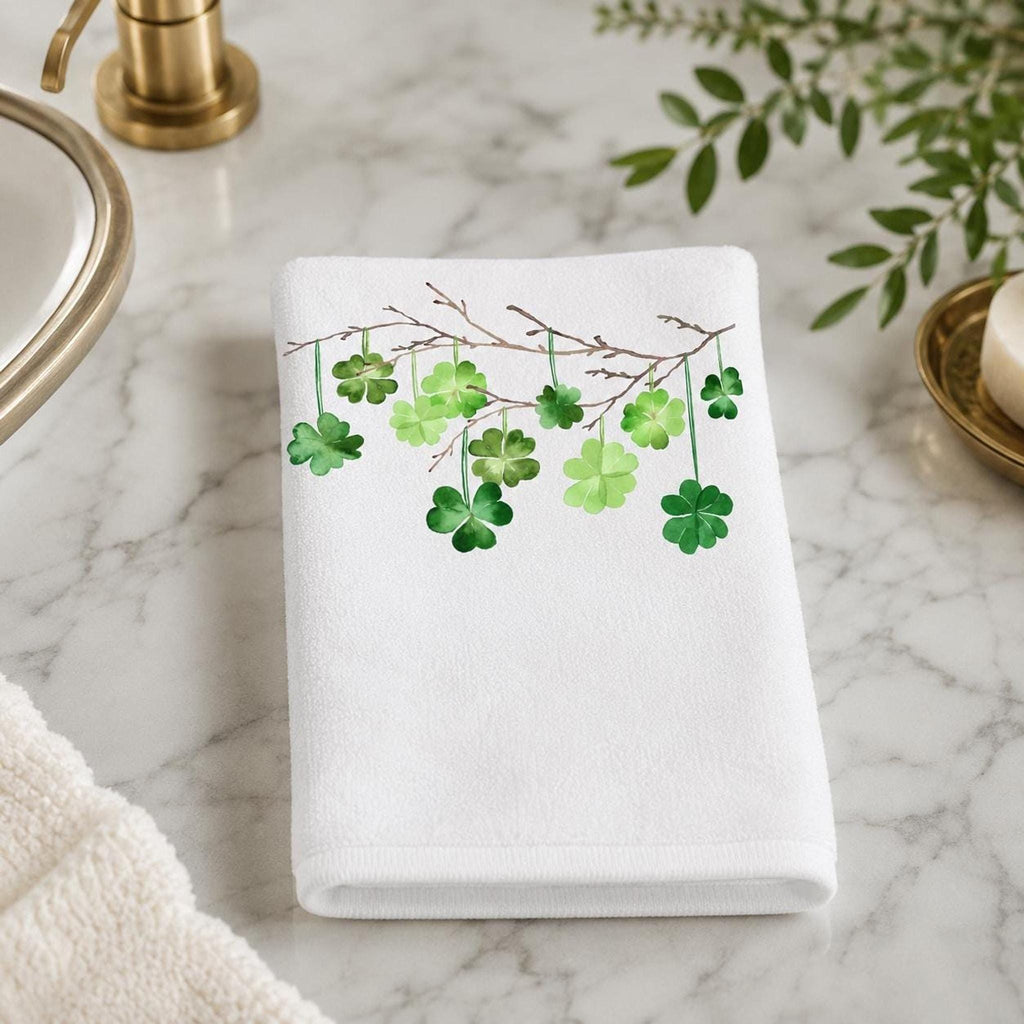 Shamrock Fingertip Towel, St Patrick’s Day Decor, Irish Guest Bath Accent, Lucky Gift