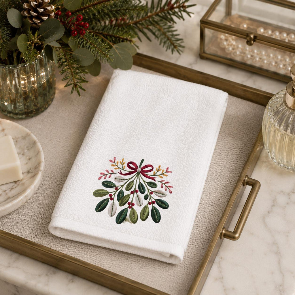 Printed Mistletoe Fingertip Towel, Holiday Guest Bath Decor (11x18 inches)