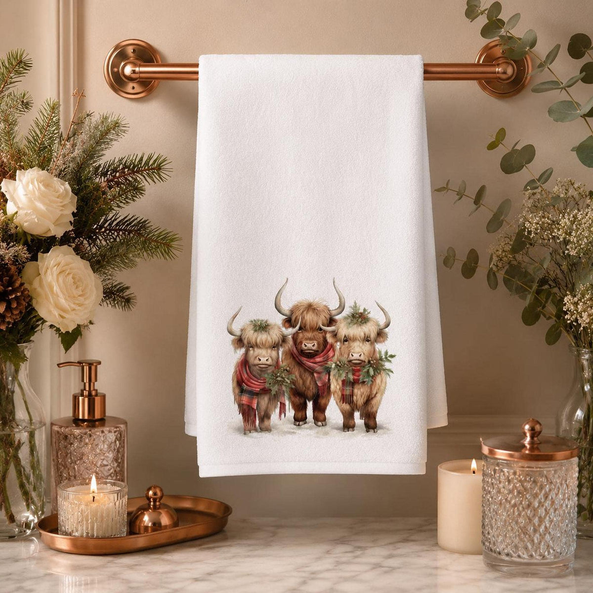 Highland Cow Christmas Hand Towel, Rustic Farmhouse Bathroom Decor, Winter Guest Gift