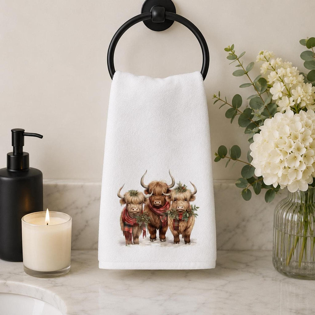 Highland Cow Christmas Hand Towel, Rustic Farmhouse Bathroom Decor, Winter Guest Gift