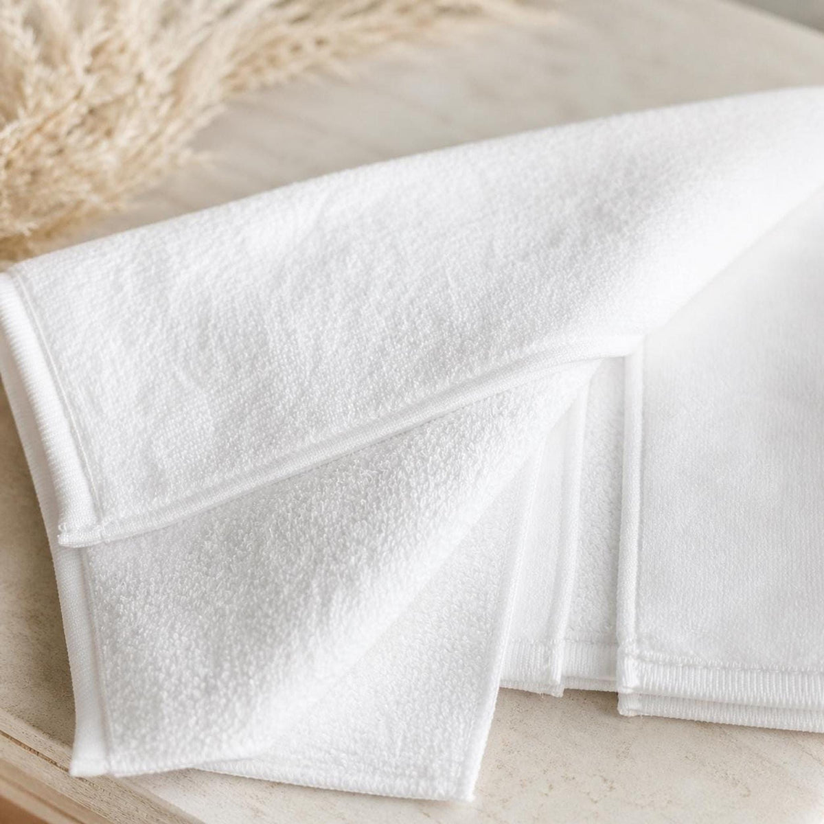 Floral Bath Towel, Pink Wildflower Print, 24 × 42 Inch Cotton Terry