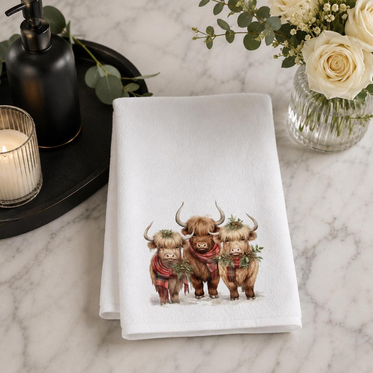 Highland Cow Christmas Hand Towel, Rustic Farmhouse Bathroom Decor, Winter Guest Gift