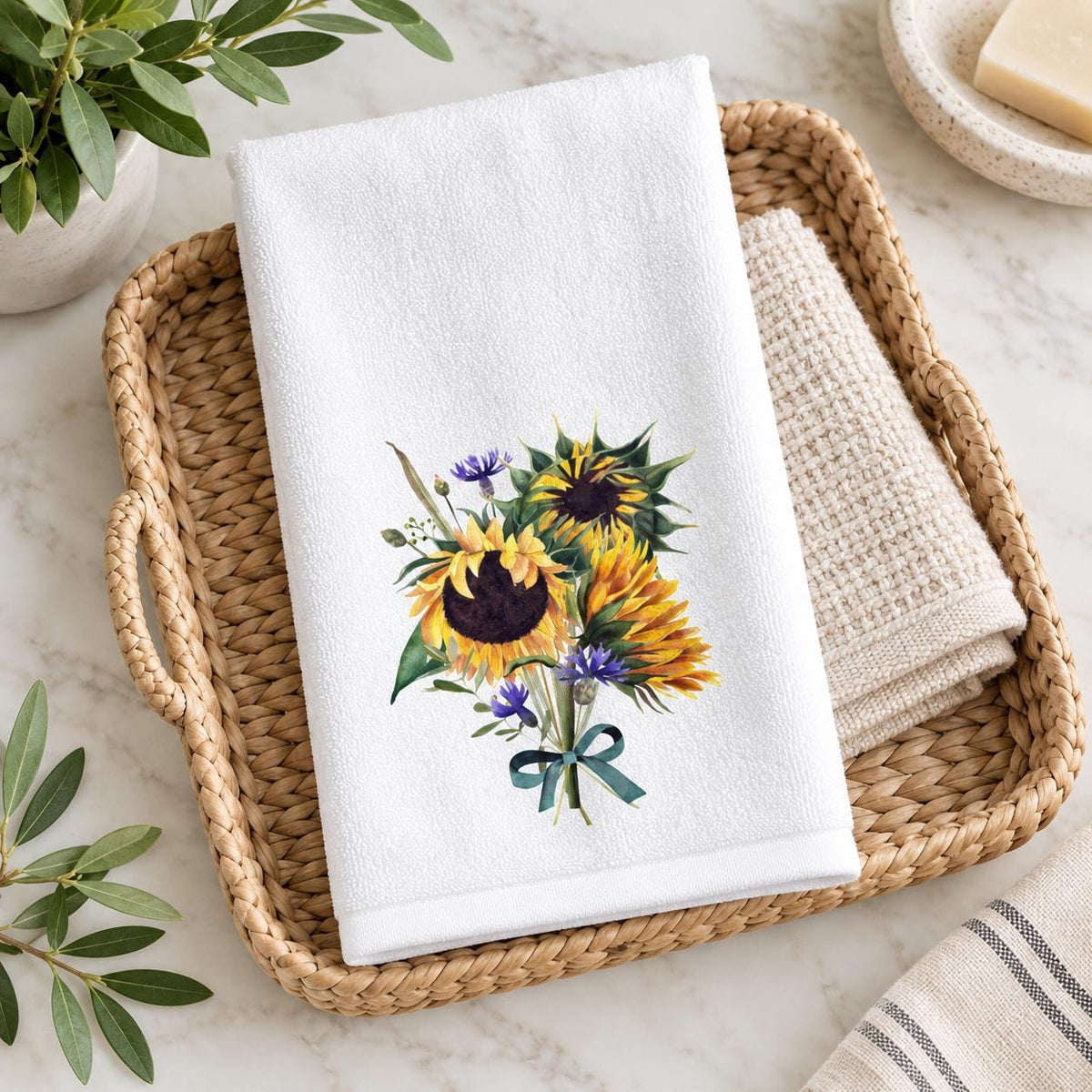 Sunflower Fingertip Towel, Floral Guest Bath Decor, Farmhouse Powder Room Accent, Hostess Gift